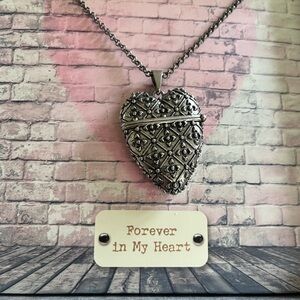 Demdaco Elegant Silver Tassel Necklace